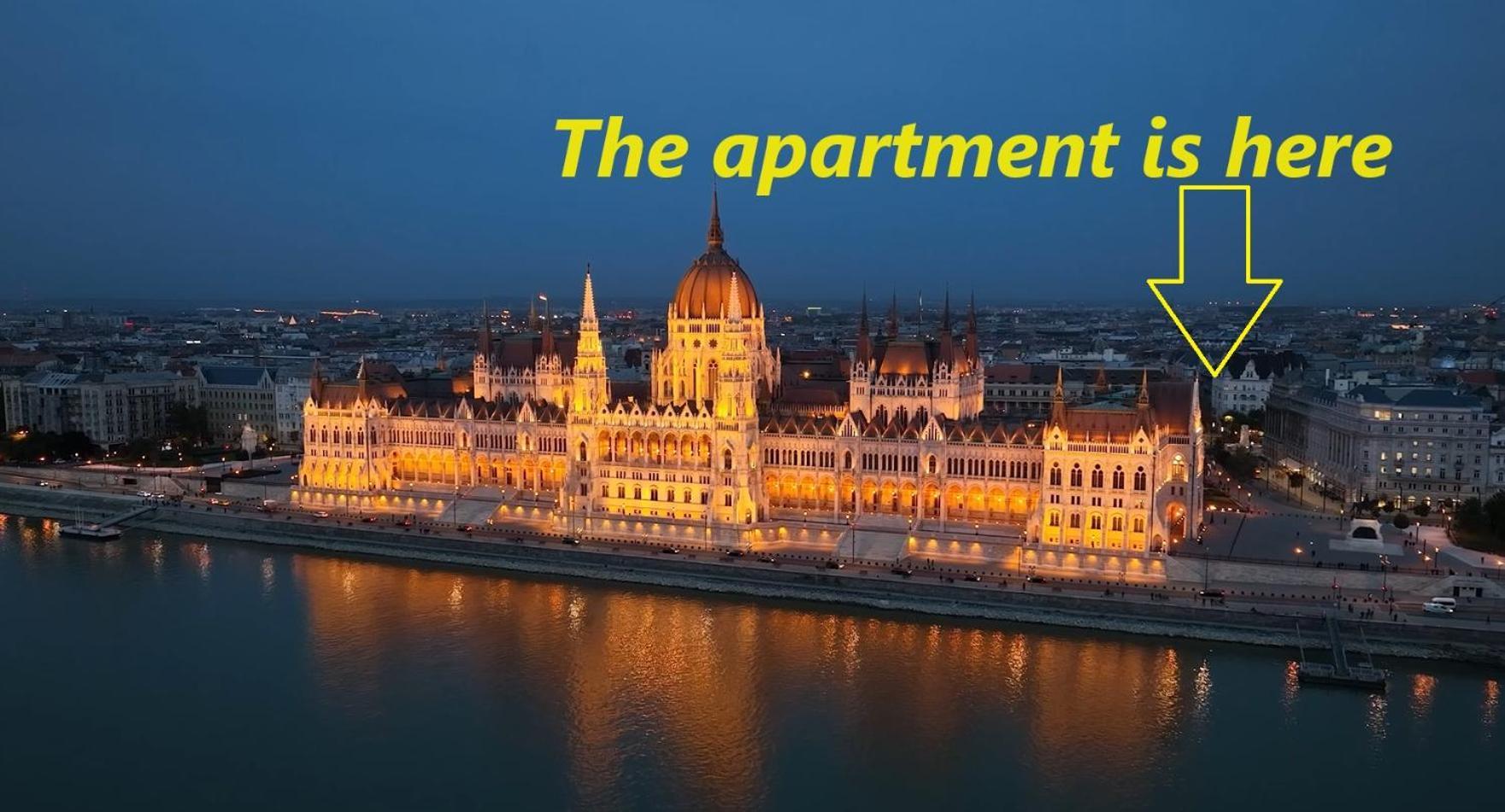 Apartment Szabadsag Ter Budapest Luaran gambar